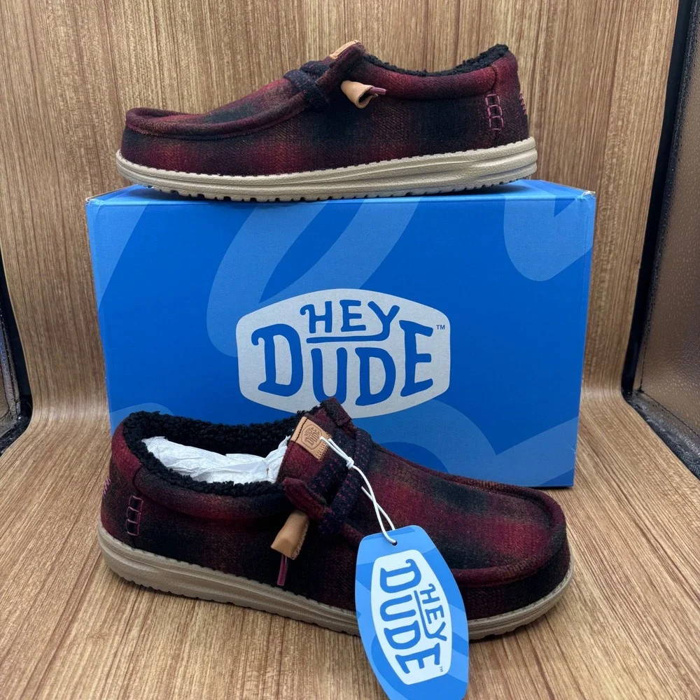 Hey Dude Wally Cozy Plaid‎ Mens Size 11 Red Black Buffalo Check Moccasins NEW